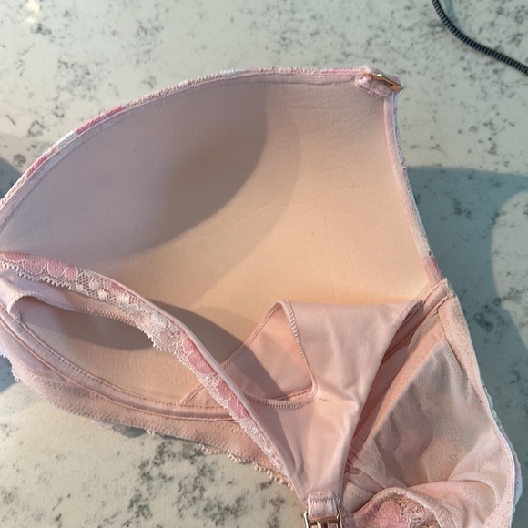 Victoria’s Secret-Body by Victoria nursing bra no wire Pink Lace 36DDD EUC - Picture 14 of 14